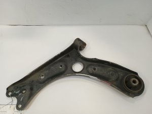2017-2020 Hyundai Elantra Suspension Control Arm - Front, Right (Passenger) (Used OEM)