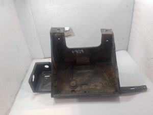 2002-2005 Dodge Ram 1500 Gasoline Engine Battery Tray (Used OEM)