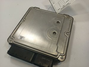2007-2008 Volkswagen Touareg Engine Control Module (ECM) (Used OEM)