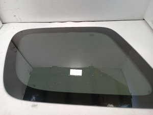2000-2004 Nissan Xterra Privacy Tint Quarter Glass - Left (Driver) (Used OEM)