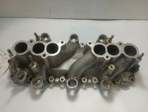 1993-1994 Toyota T100 Engine Intake Manifold (Used OEM)