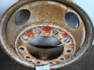  Volvo VNL 22.5x8.25 10-Hole Aluminum Wheel (Used OEM)