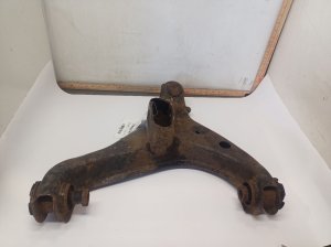 2009-2013 Lincoln Navigator Lower Suspension Control Arm - Front, Right (Passenger) (Used OEM)