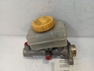 2005-2006 Saab 9-2X Tandem Brake Master Cylinder (Used OEM)