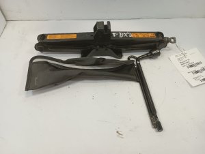 2014-2020 Nissan Rogue Scissor Jack with Tools (Used OEM)