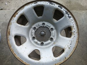1992-1995 Toyota Pickup Silver Wheel (Used OEM)