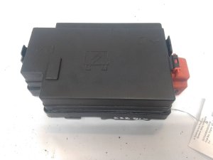 2003-2005 Pontiac Aztek Fuse Box (Used OEM)