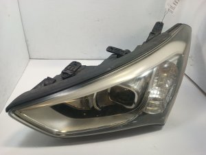 2013-2016 Hyundai Santa Fe Halogen Headlight Assembly - Left (Driver) (Used OEM)