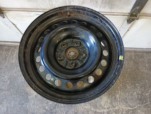 2014-2020 Nissan Rogue Black 17-inch Steel Wheel (Used OEM)