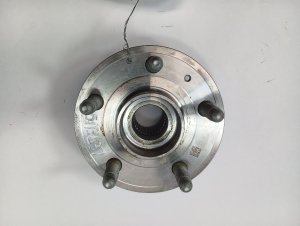 2019-2025 Cadillac XT4 Front or Rear Wheel Hub Assembly (Used OEM)