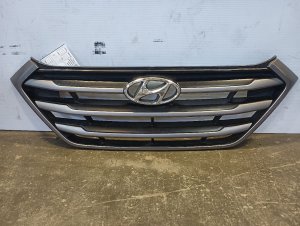 2016-2018 Hyundai Tucson Gray Upper Grille with Painted Surround (Used OEM)