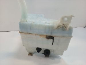 2015-2017 Toyota Camry Washer Fluid Reservoir Assembly with Pump (Used OEM)