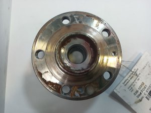 2018-2024 Volkswagen Tiguan Front Hub Assembly (Used OEM)