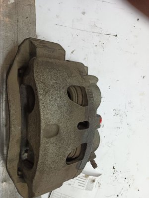 2015-2019 GMC Sierra 2500 HD Disc Brake Caliper - Right (Passenger) (Used OEM)