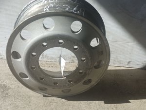  International 4300 22.5x8.25 10-Hole Aluminum Alcoa Wheel (Used OEM)