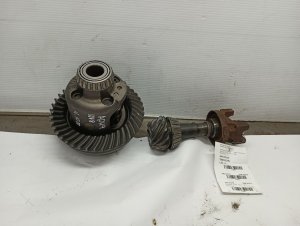 2003-2009 Hummer H2 9.5-Inch 3.42 Ratio Ring Gear and Pinion Set (Used OEM)