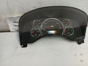 2018 GMC Savana 3500 Instrument Cluster (Used OEM)