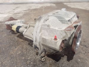 2007-2008 GMC Yukon 4.10 Ratio Front Differential Carrier Assembly (Used OEM)