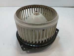 2011-2013 INFINITI QX56 Front HVAC Blower Motor (Used OEM)