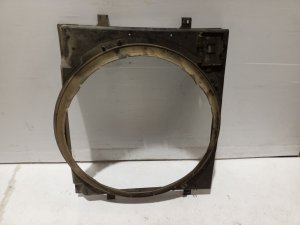 2017-2019 GMC Sierra 2500 HD Engine Cooling Fan Shroud (Used OEM)