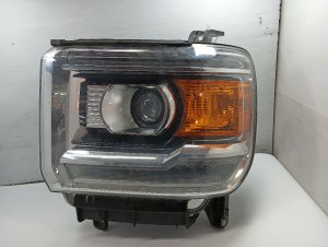 2017-2019 GMC Sierra 2500 HD HID Xenon Headlight Assembly - Left (Driver) (Used OEM)