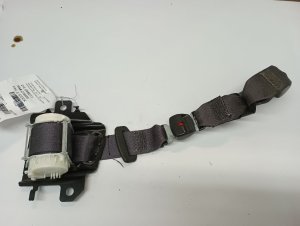 2017-2019 GMC Yukon Black 3rd Row Center Seat Belt Assembly - Rear (Used OEM)