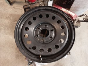 2007-2020 GMC Yukon Black 17-Inch 16-Hole Steel Spare Wheel (Used OEM)