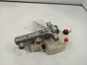 2009-2015 Honda Civic Brake Master Cylinder (Used OEM)