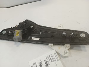 2012-2017 Hyundai Veloster Power Window Regulator with Motor - Front, Right (Passenger) (Used OEM)