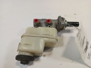 2009-2023 Toyota Tacoma Brake Master Cylinder (Used OEM)