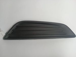 2015-2018 Ford Focus Black Lower Bumper Grille - Left (Driver) (Used OEM)