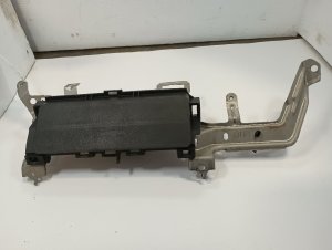 2014-2019 Toyota Highlander Knee Air Bag - Left (Driver) (Used OEM)