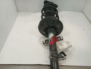2015-2020 Nissan Rogue Front Suspension Strut Assembly - Right (Passenger) (Used OEM)