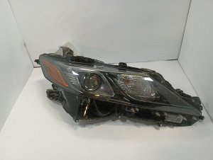 2018-2024 Toyota Camry LED Headlight Assembly - Right (Passenger) (Used OEM)