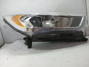 2017-2019 Ford Escape Halogen Headlight Assembly - Right (Passenger) (Used OEM)