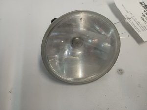 2007-2013 Chevrolet Suburban 2500 Bumper Mounted Round Fog Light (Used OEM)