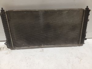 2019-2020 Chevrolet Suburban Radiator A/C Condenser and Cooling Fan Assembly (Used OEM)