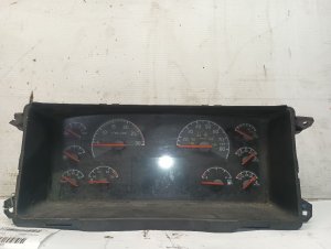  Volvo VNL Instrument Cluster (Used OEM)