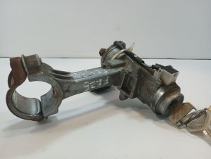 1989-1995 Toyota Pickup Ignition Switch (Used OEM)