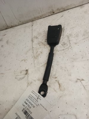  Volvo VNL Black Seat Belt Buckle - Front, Right (Passenger) (Used OEM)