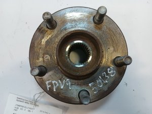 2006-2018 Toyota RAV4 Front Hub Assembly (Used OEM)