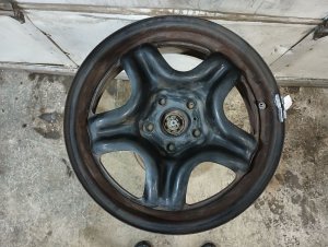 2013-2018 Toyota RAV4 Black 17x6.5 Steel Wheel (Used OEM)