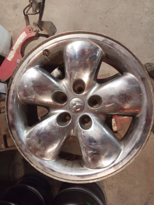 2002-2005 Dodge Ram 1500 Chrome 20x9 5-Spoke Polished Alloy Wheel (Used OEM)