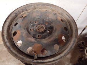 1992-2001 Toyota Camry Black 15x6 Steel Wheel (Used OEM)