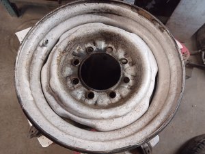 1978-1991 Ford F-250 White 16x6 8-Lug Steel Wheel (Used OEM)
