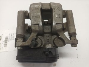 2023-2025 GMC Canyon Rear Disc Brake Caliper with Electronic Parking Brake - Right (Passenger) (Used OEM)
