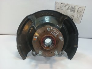 2016-2022 Honda HR-V Front Steering Knuckle with Hub - Right (Passenger) (Used OEM)