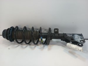 2016-2022 Honda HR-V Front Suspension Strut Assembly - Right (Passenger) (Used OEM)