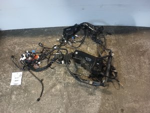 2019-2022 Toyota AVALON Fuse Box - Left (Driver) (Used OEM)