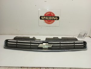 2006-2007 Chevrolet Monte Carlo Black Upper Grille (Used OEM)
